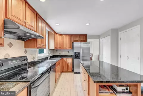 3032 Burchlawn St, Herndon, VA 20171 photo 16