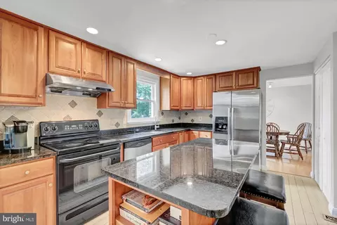 3032 Burchlawn St, Herndon, VA 20171 photo 15