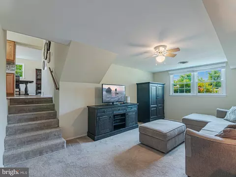 5205 Dalton Rd, Springfield, VA 22151 photo 10
