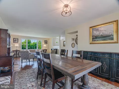 5205 Dalton Rd, Springfield, VA 22151 photo 4