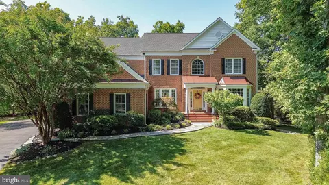 6739 Bunkers Ct, Clifton, VA 20124