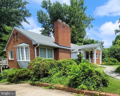 6328 Columbia Pike, Falls Church, VA 22041