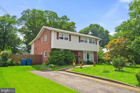 6333 Beryl Rd, Alexandria, VA 22312