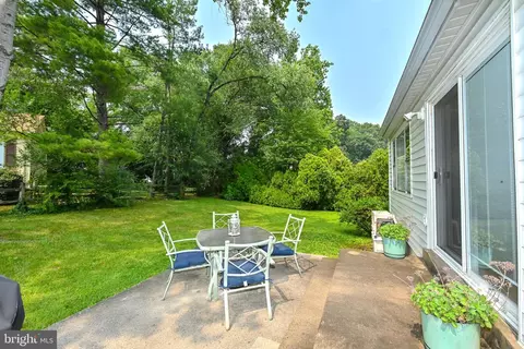 7920 Edinburgh Dr, Springfield, VA 22153 photo 24