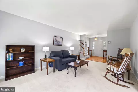 7920 Edinburgh Dr, Springfield, VA 22153 photo 10