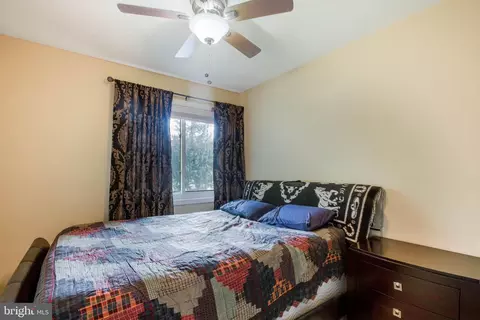 2114 Cartwright Pl, Reston, VA 20191 photo 42