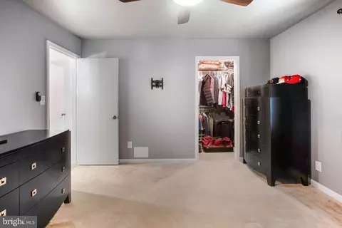 2114 Cartwright Pl, Reston, VA 20191 photo 37