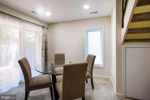 2114 Cartwright Pl, Reston, VA 20191 photo 18