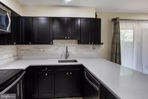 2114 Cartwright Pl, Reston, VA 20191 photo 21