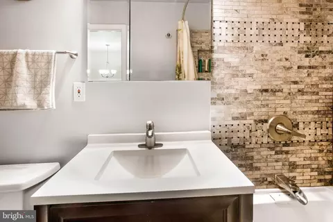 2114 Cartwright Pl, Reston, VA 20191 photo 32