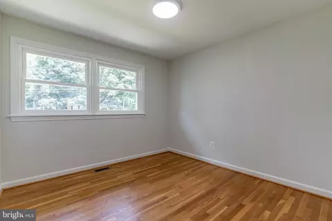 7313 Lamar Dr, Springfield, VA 22150 photo 12