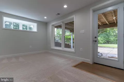 7313 Lamar Dr, Springfield, VA 22150 photo 26