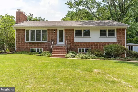 7313 Lamar Dr, Springfield, VA 22150