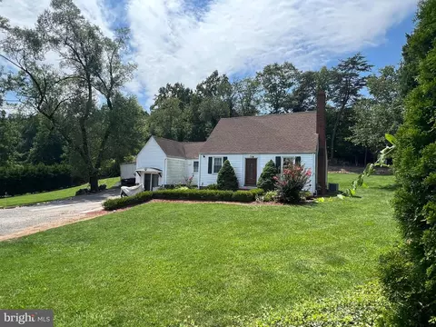 4100 Accotink Pkwy, Annandale, VA 22003