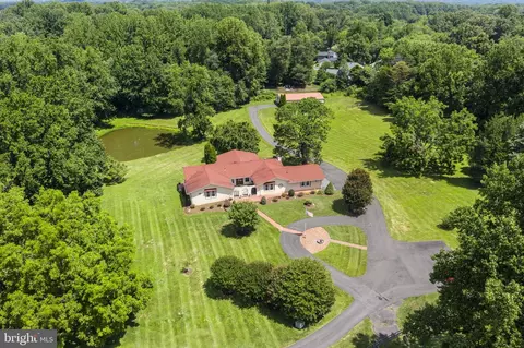 11200 Chapel Rd, Fairfax Station, VA 22039
