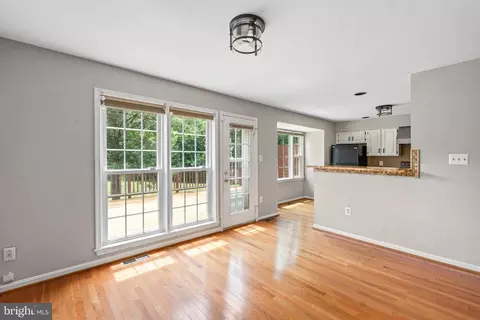 9357 Peter Roy Ct, Burke, VA 22015 photo 9