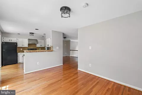 9357 Peter Roy Ct, Burke, VA 22015 photo 10