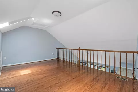 9357 Peter Roy Ct, Burke, VA 22015 photo 16