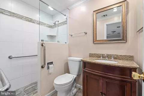 9357 Peter Roy Ct, Burke, VA 22015 photo 21
