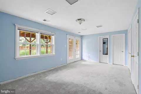 9357 Peter Roy Ct, Burke, VA 22015 photo 19