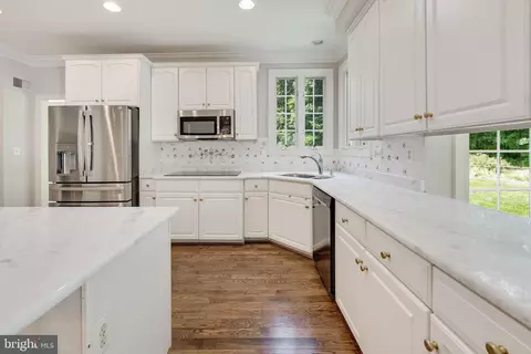 7301 Laurel Creek Ct, Springfield, VA 22150 photo 16