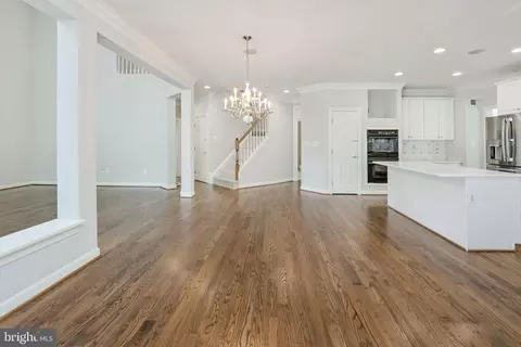 7301 Laurel Creek Ct, Springfield, VA 22150 photo 17