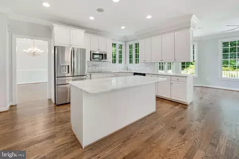 7301 Laurel Creek Ct, Springfield, VA 22150 photo 14