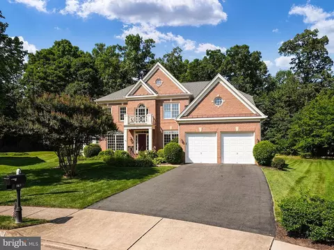 7301 Laurel Creek Ct, Springfield, VA 22150