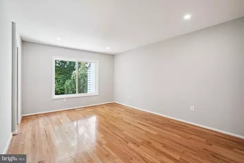 2036 Chadds Ford Dr, Reston, VA 20191 photo 21