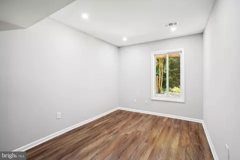 2036 Chadds Ford Dr, Reston, VA 20191 photo 26