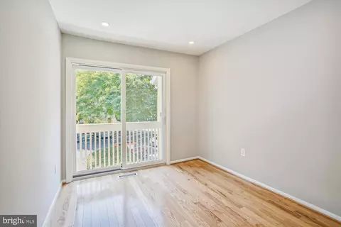 2036 Chadds Ford Dr, Reston, VA 20191 photo 17