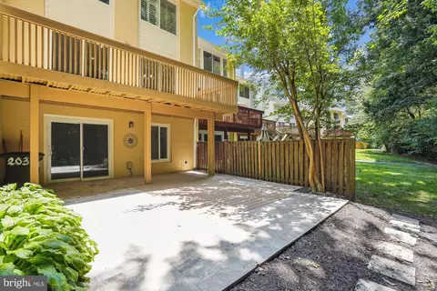 2036 Chadds Ford Dr, Reston, VA 20191 photo 32