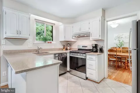 5306 Weymouth, Springfield, VA 22151 photo 8