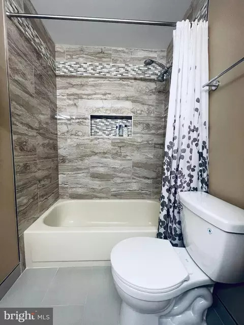 7203 Squirrel Run Ct, Springfield, VA 22152 photo 17