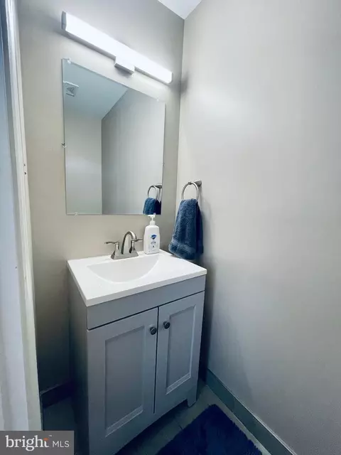 7203 Squirrel Run Ct, Springfield, VA 22152 photo 21