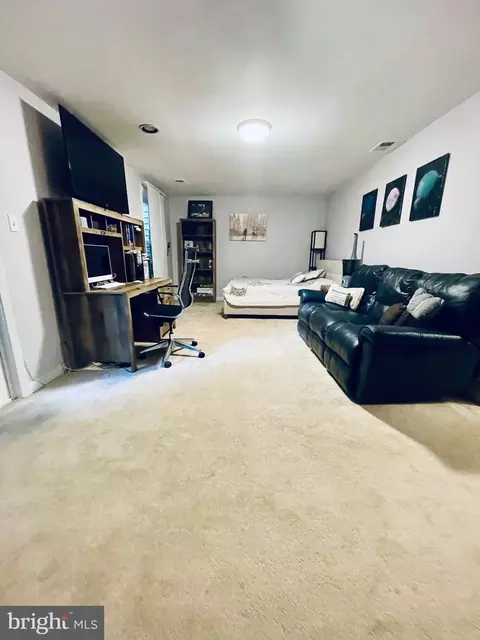 7203 Squirrel Run Ct, Springfield, VA 22152 photo 26