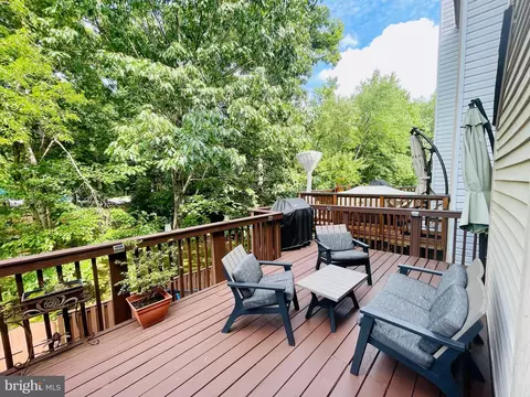 7203 Squirrel Run Ct, Springfield, VA 22152 photo 22