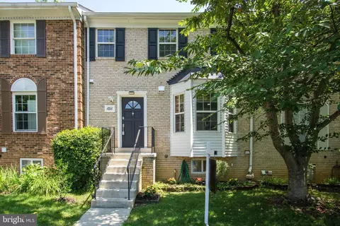 6006 Ticonderoga Ct, Burke, VA 22015