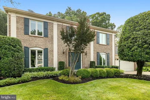 7309 Jenna Rd, Springfield, VA 22153 photo 2