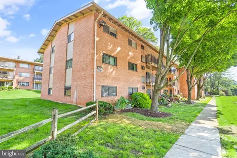 7314 Lee Hwy #14/204, Falls Church, VA 22046
