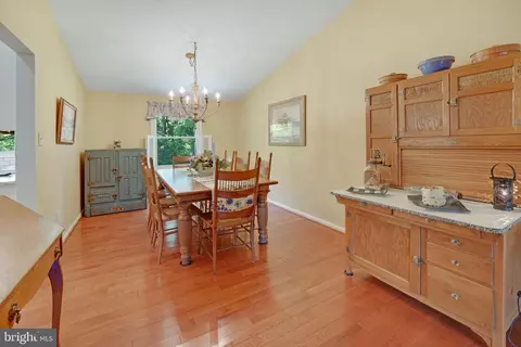 7590 Vogels Way, Springfield, VA 22153 photo 11