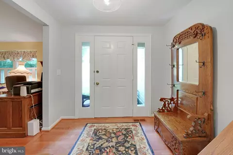 7590 Vogels Way, Springfield, VA 22153 photo 7