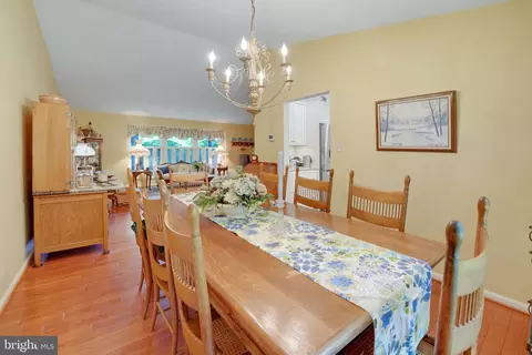 7590 Vogels Way, Springfield, VA 22153 photo 12