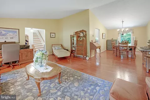 7590 Vogels Way, Springfield, VA 22153 photo 9
