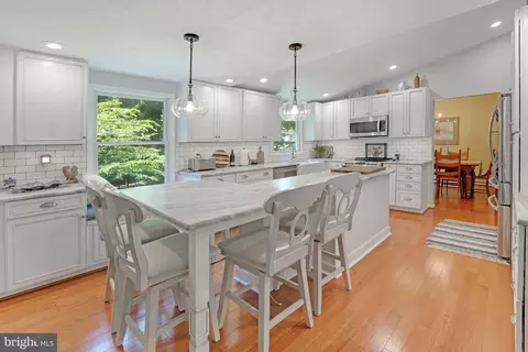 7590 Vogels Way, Springfield, VA 22153 photo 14