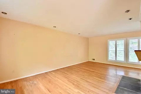 7821 Greeley Blvd, Springfield, VA 22152 photo 5