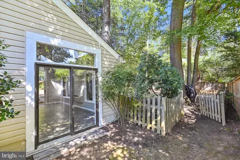 11706 Riders Ln, Reston, VA 20191 photo 49