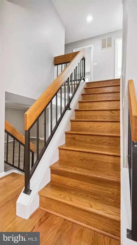 11706 Riders Ln, Reston, VA 20191 photo 9
