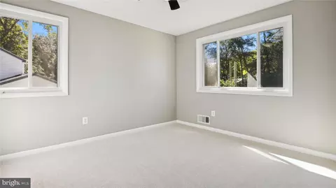 11706 Riders Ln, Reston, VA 20191 photo 14