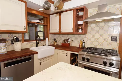 7831 Greeley Blvd, Springfield, VA 22152 photo 16